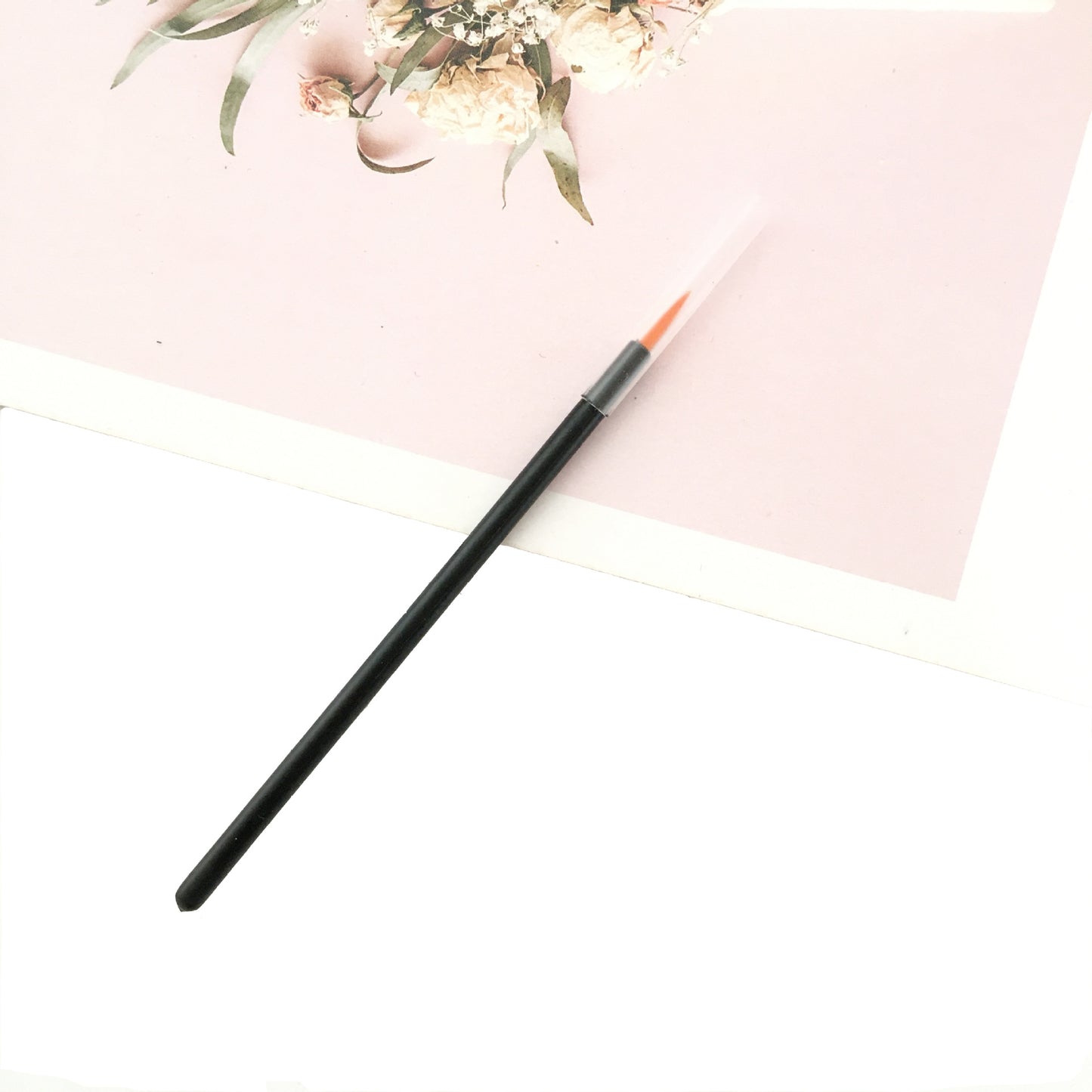 Disposable Eyeliner With A Fiber Tip And Brush Applicator